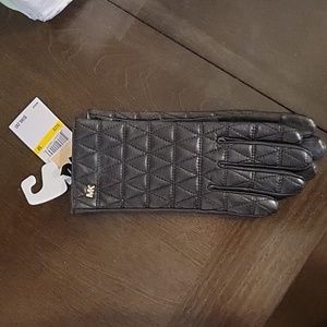 NWT Michael Kors leather gloves